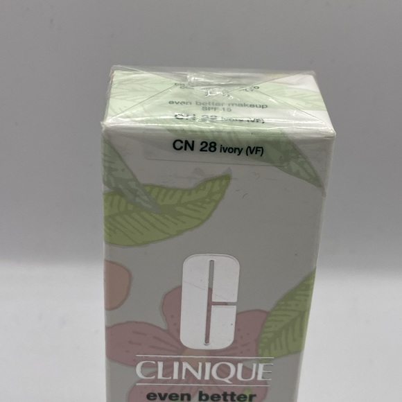 CLINIQUE Even Better Makeup Foundation SPF15 CN 28 IVORY Full Size 1oz/30ml NIB - Picture 4 of 8